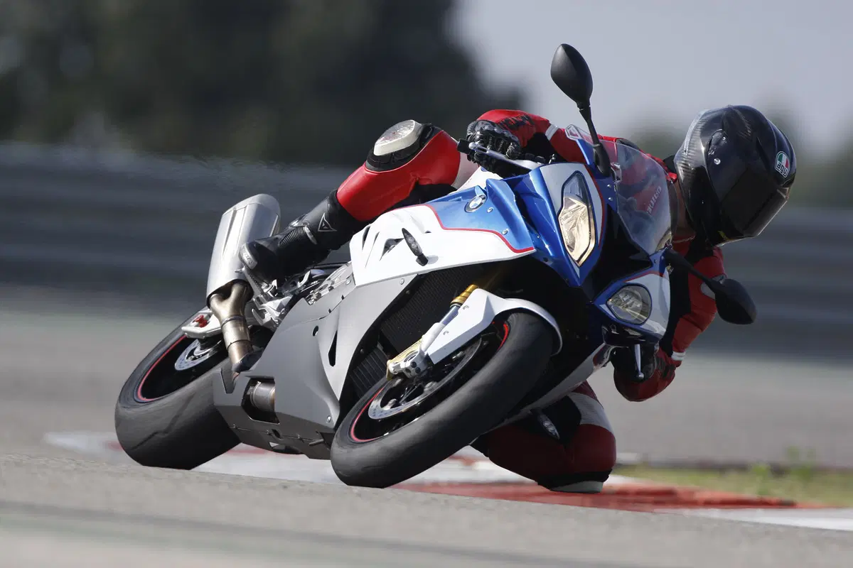 BMW S1000 RR 2015 (11)