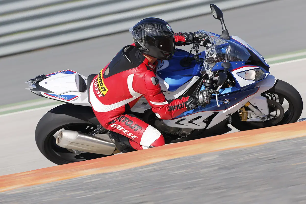 BMW S1000 RR 2015 (16)