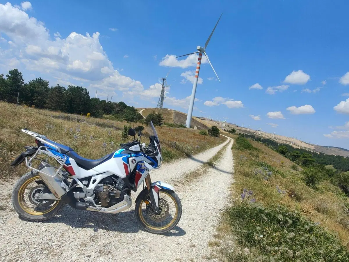 Itinerario in moto. La Baronia, la terra di mezzo (2)