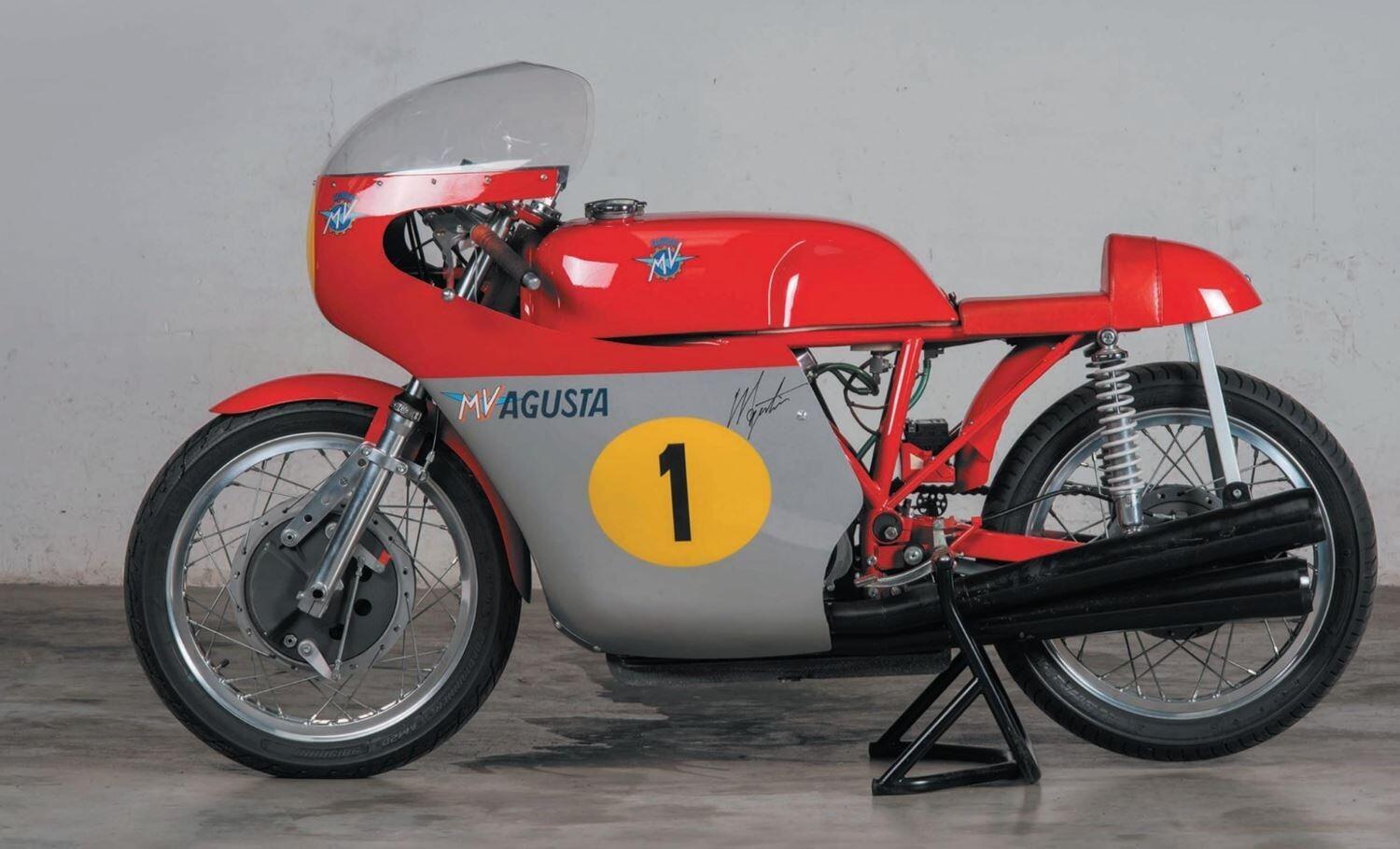 La MV 500 di Agostini venduta a 200.000 euro. Ma è una replica