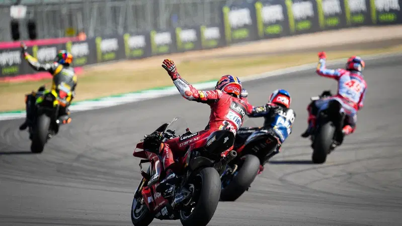 MotoGP 2022. GP d'Austria al Red Bull Ring. Gara sprint: Fabio Quartararo: &ldquo;Stupido e pericoloso&rdquo;. Jack Miller: &ldquo;Divertente&rdquo;