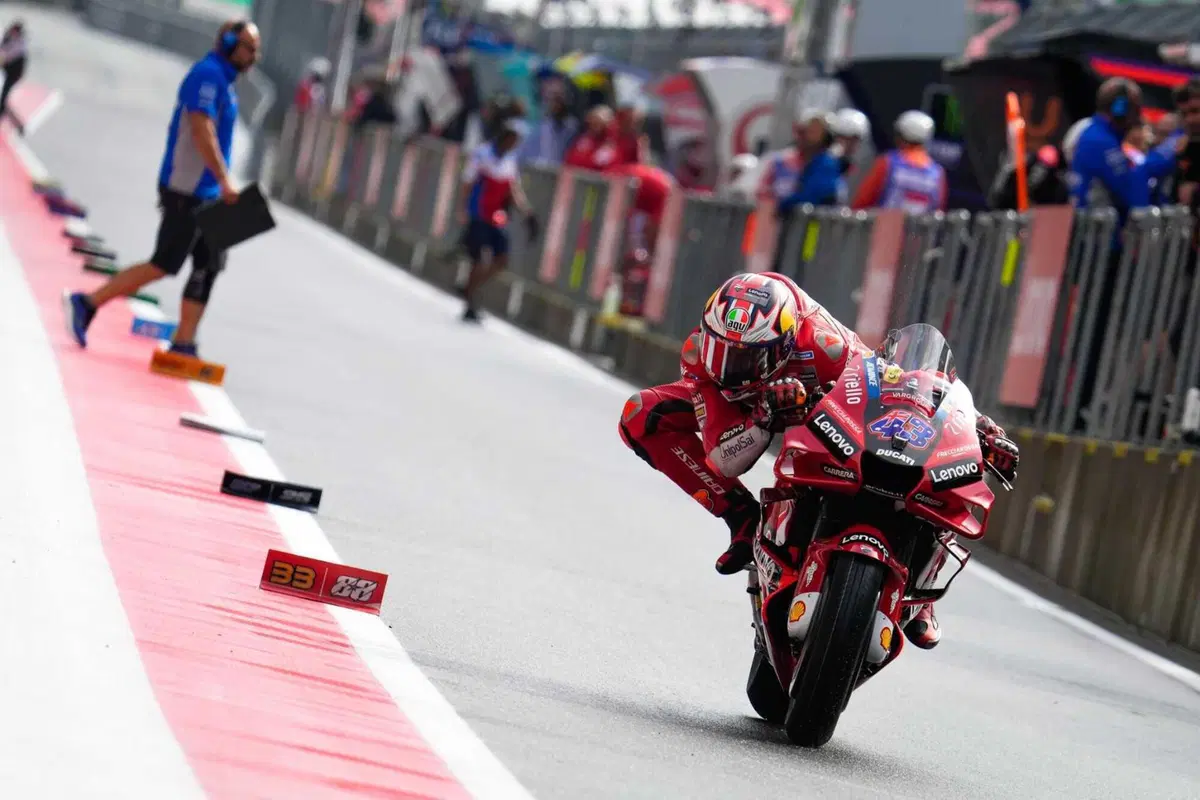 MotoGP 2022. GP d'Austria al Red Bull Ring. Lo stivale bucato di Pecco Bagnaia e altre foto che non avete visto dall'Austria [GALLERY] (19)