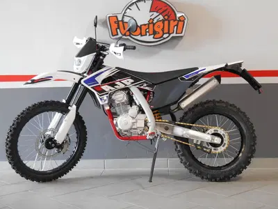 AJP SPR 125 Enduro (2023 - 26) nuova