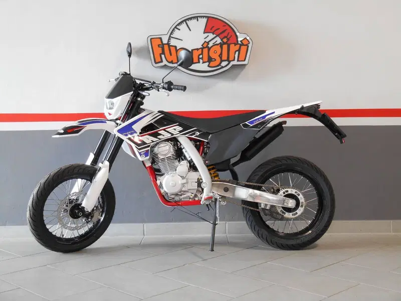 AJP SPR 125 Supermoto (2023 - 26)