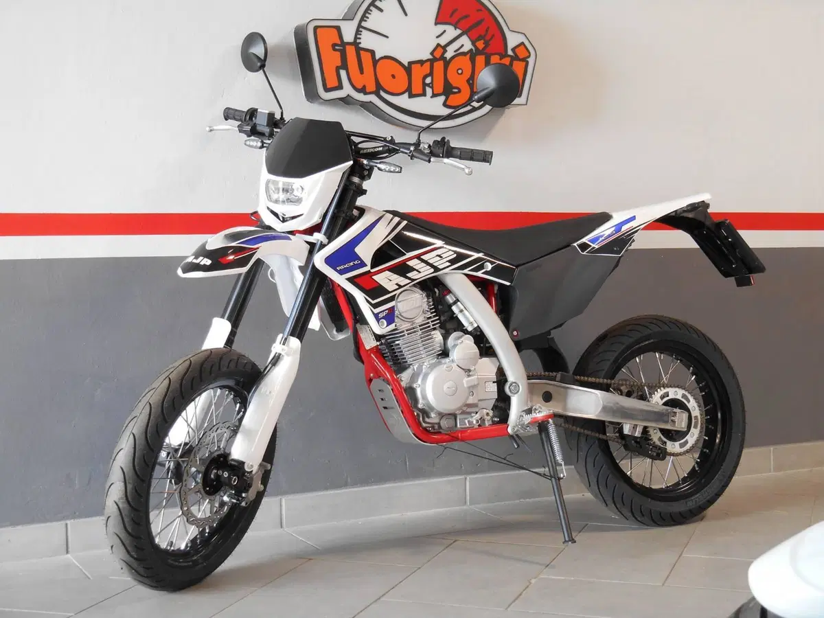 AJP SPR 125 Supermoto (2023 - 26) (3)