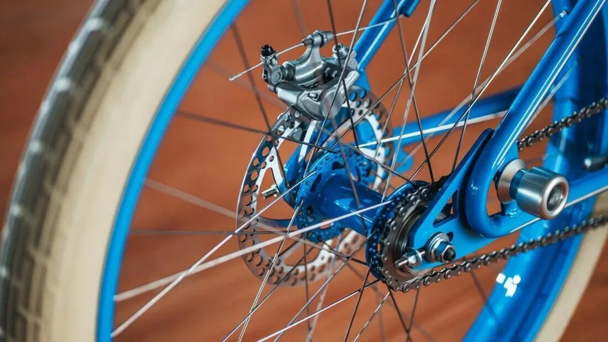 Elettracker: tra bici e moto, tra passato e futuro (5)