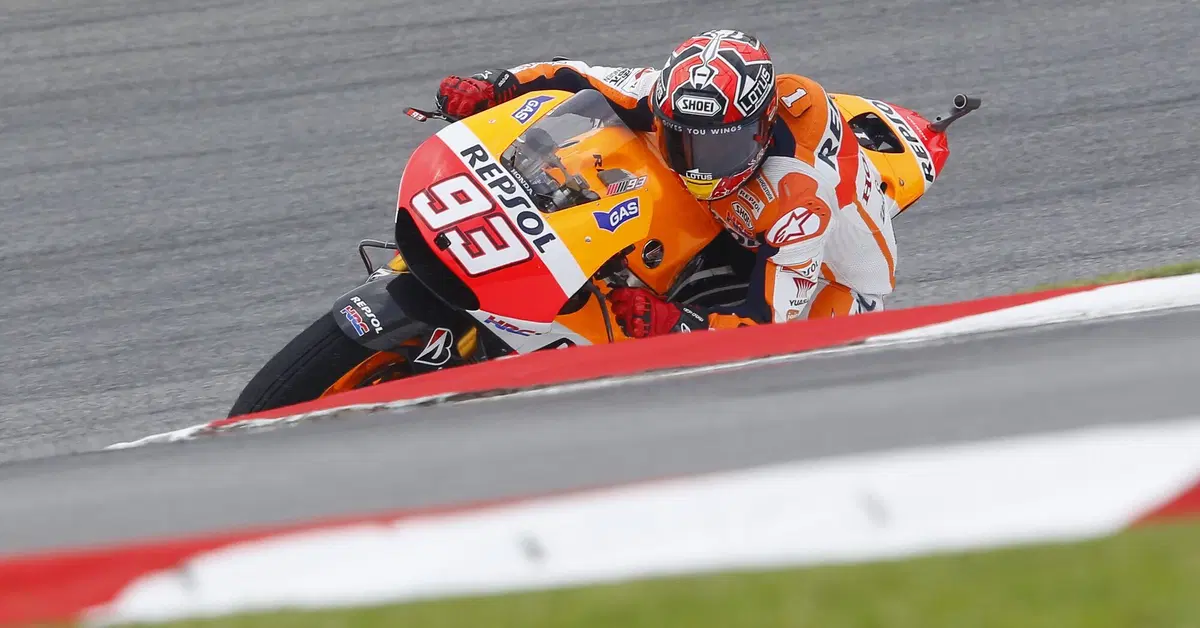 Marquez: "Scusa Andrea (Iannone), ho sbagliato"