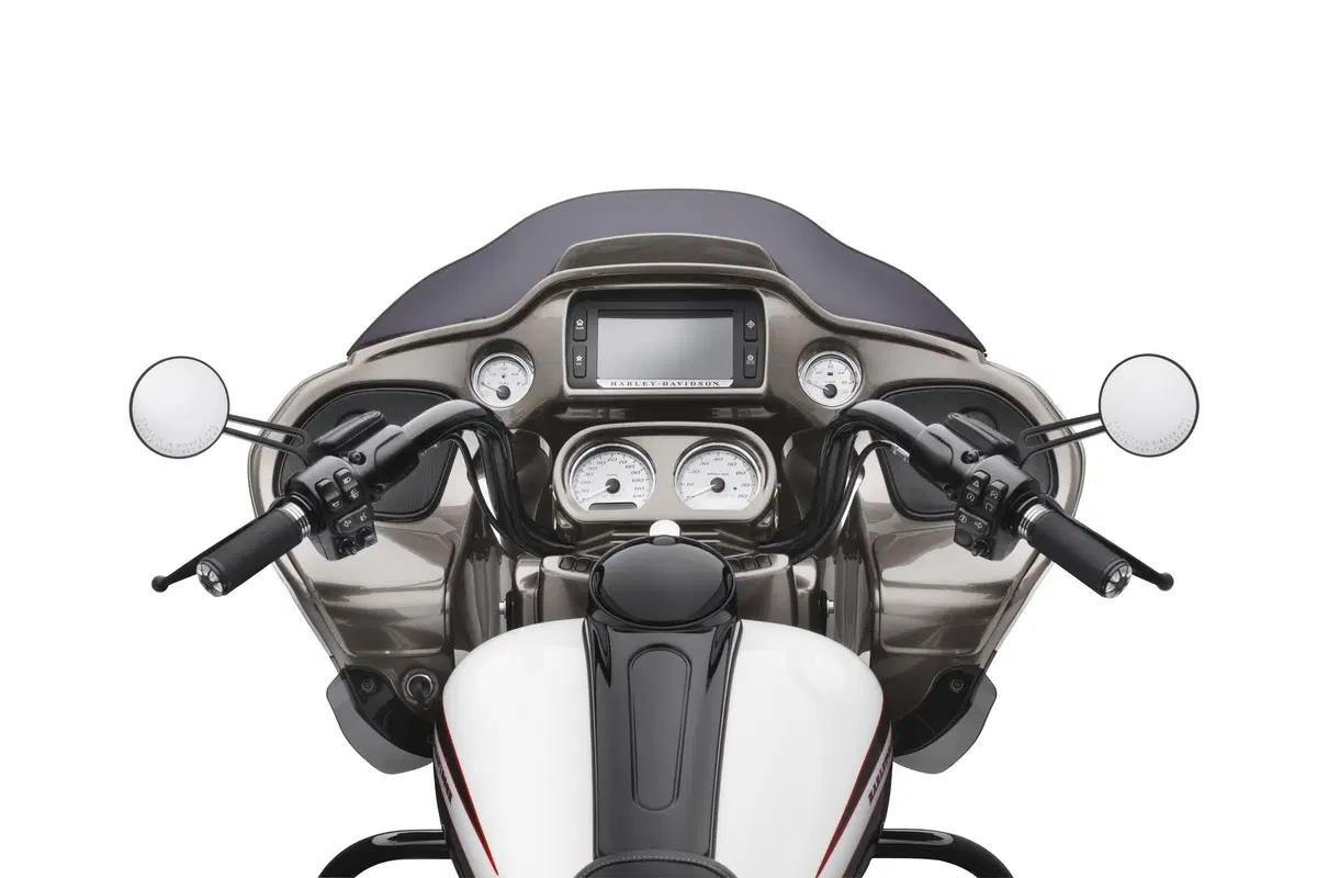Harley-Davidson: accessori per Road Glide 2015 (2)