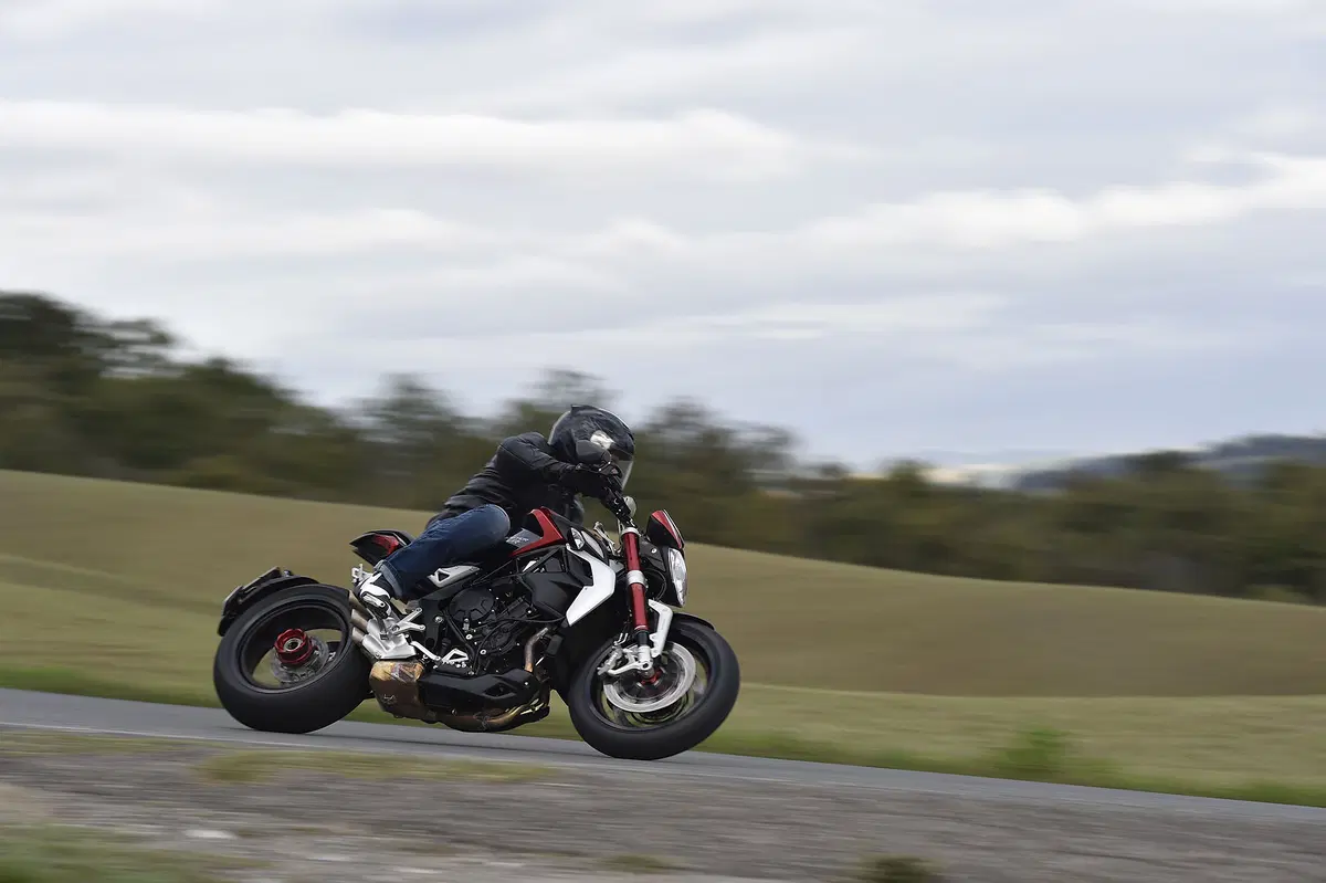 MV Agusta Dragster 800 RR (5)