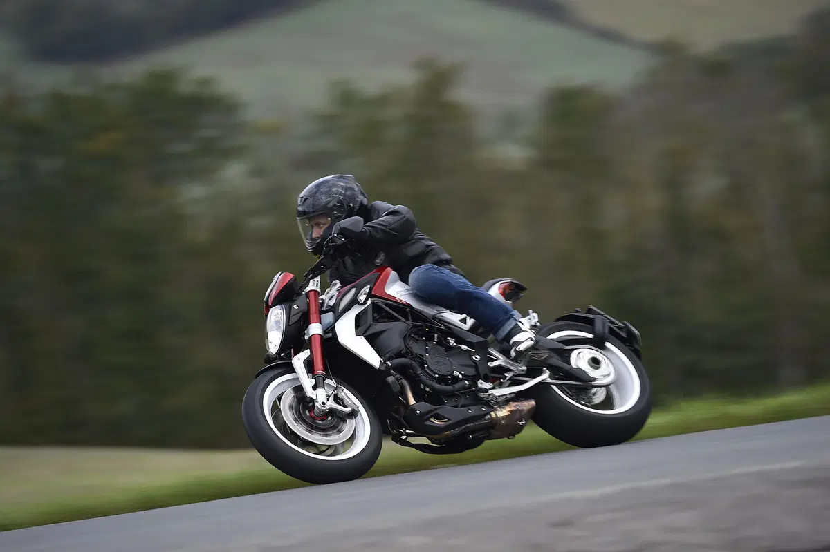 MV Agusta Dragster 800 RR (8)