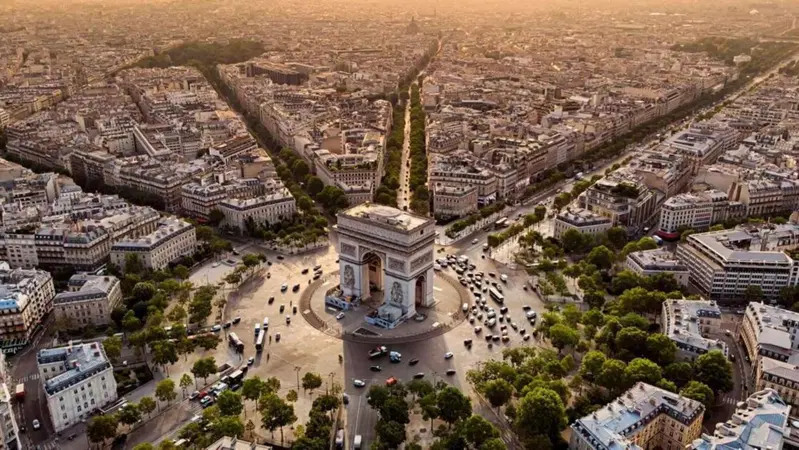 Francia. 4.000 &euro; per abbandonare l'auto e comprare una eBike