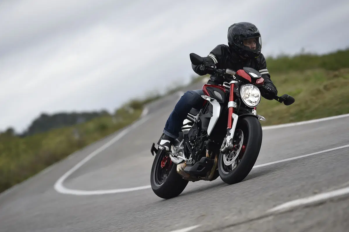 MV Agusta Dragster 800 RR (14)