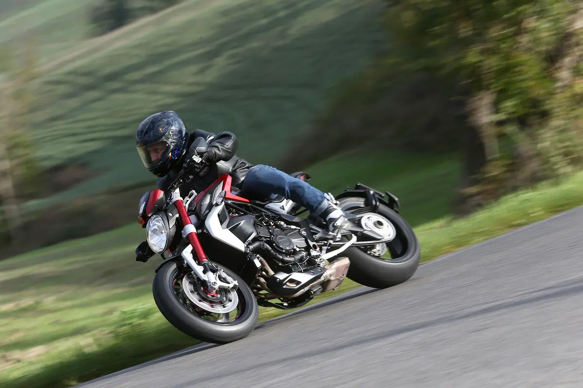 MV Agusta Dragster 800 RR (16)