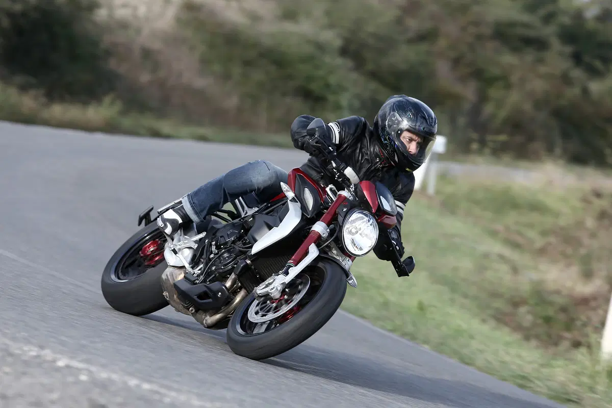 MV Agusta Dragster 800 RR (18)