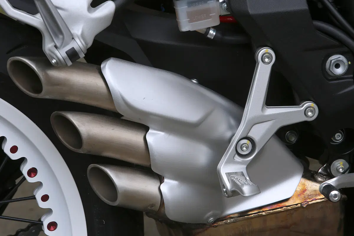 MV Agusta Dragster 800 RR (37)