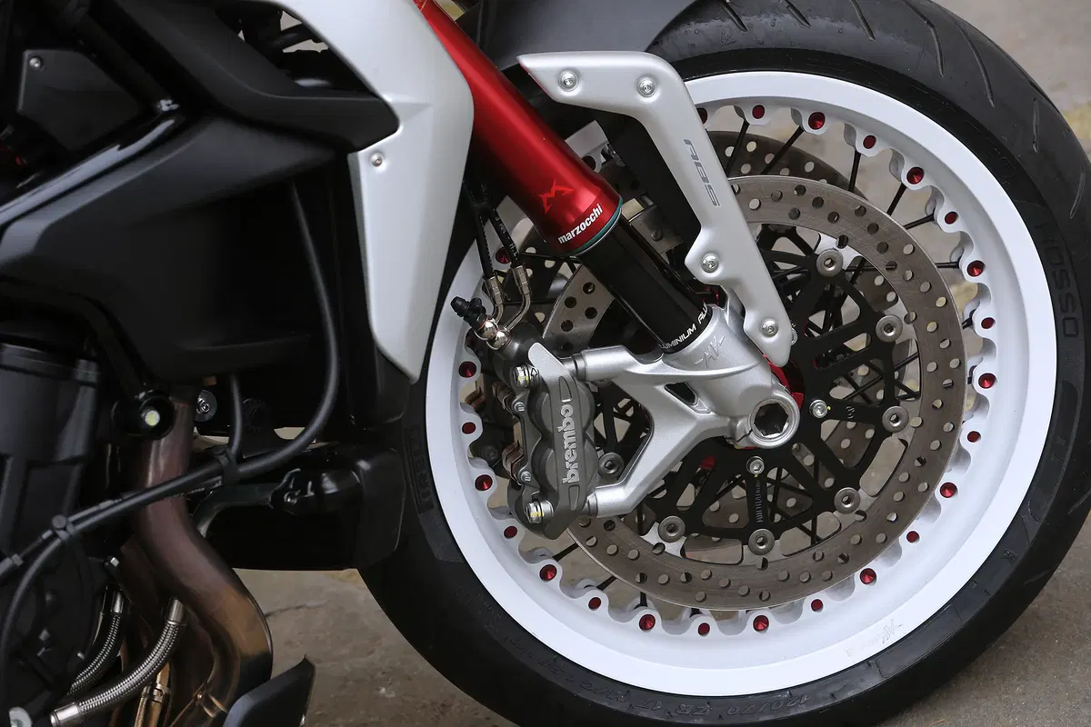 MV Agusta Dragster 800 RR (42)