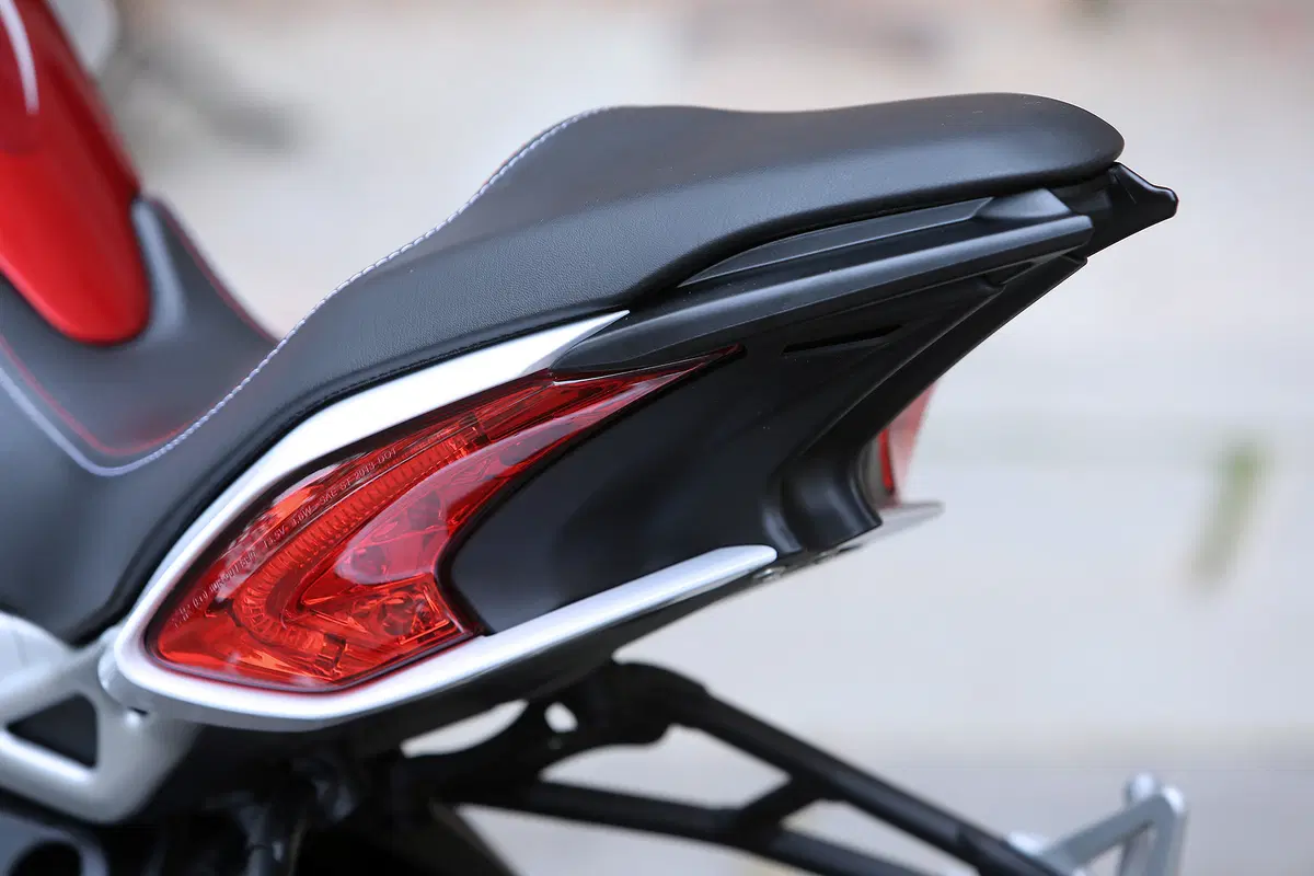 MV Agusta Dragster 800 RR (46)