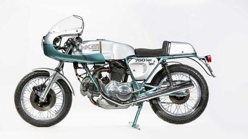 Una rara Ducati 750SS del 1974 va all'asta. Pronti con l'assegno? (2)