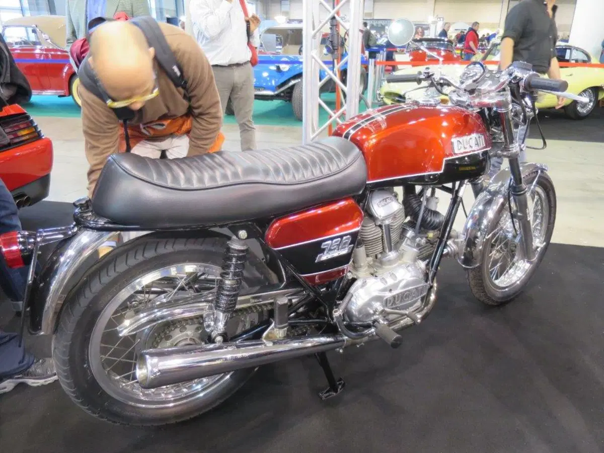 Auto e Moto d'Epoca a Padova, poche ma buone le moto (6)