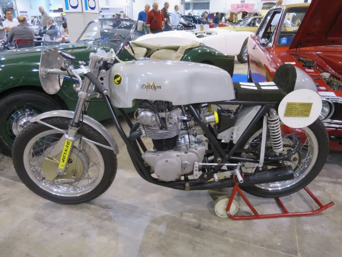 Auto e Moto d'Epoca a Padova, poche ma buone le moto (11)