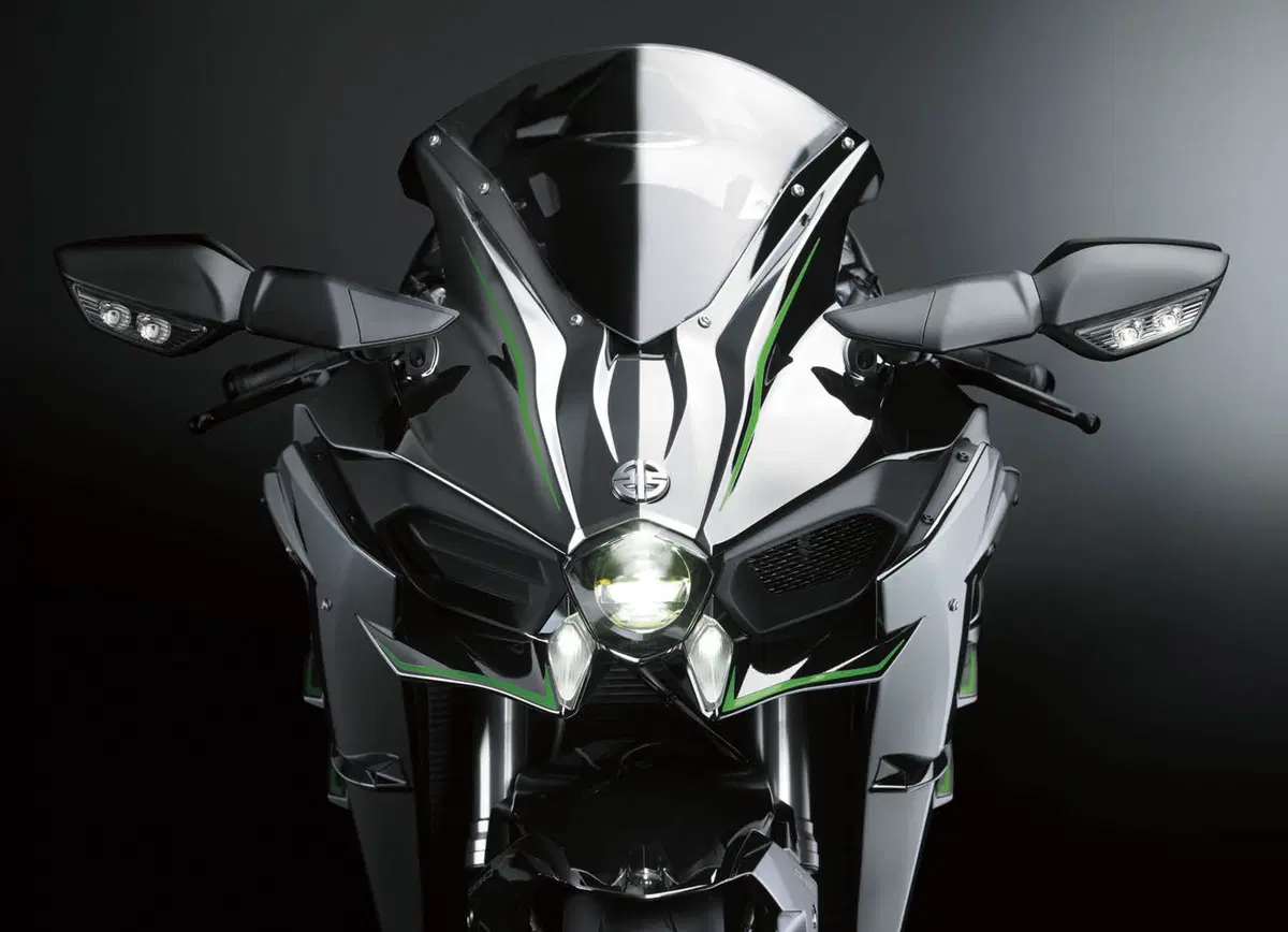 Kawasaki Ninja H2 2015 (24)
