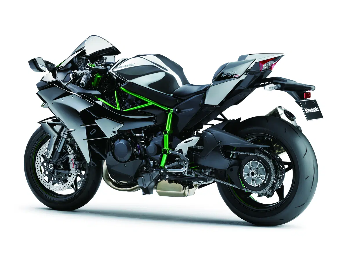 Kawasaki Ninja H2 2015 (2)