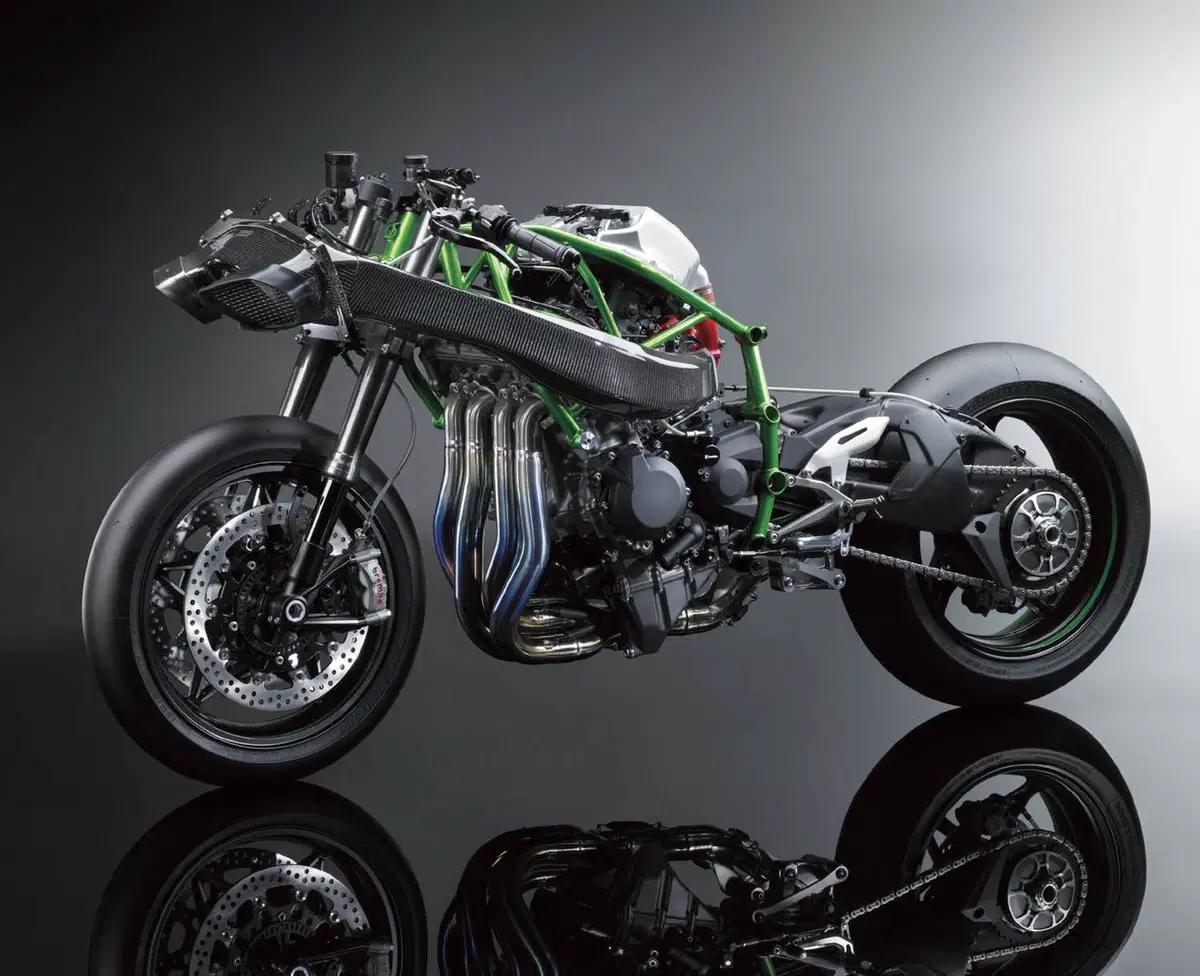 Kawasaki Ninja H2R 2015 (15)
