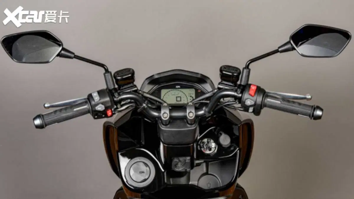 SYM MMBCU. A Taiwan e in Cina si chiama così il nuovo scooter (10)
