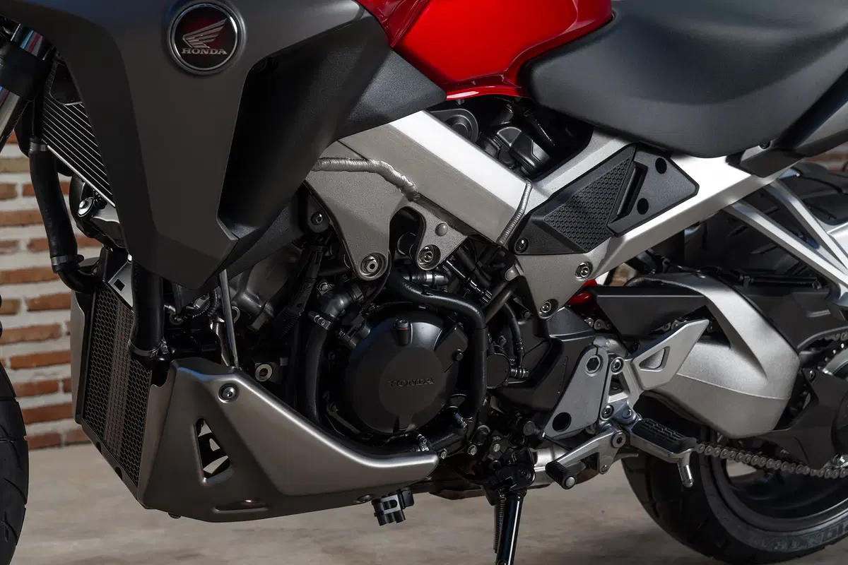 Honda Crossrunner 800 2015 (30)