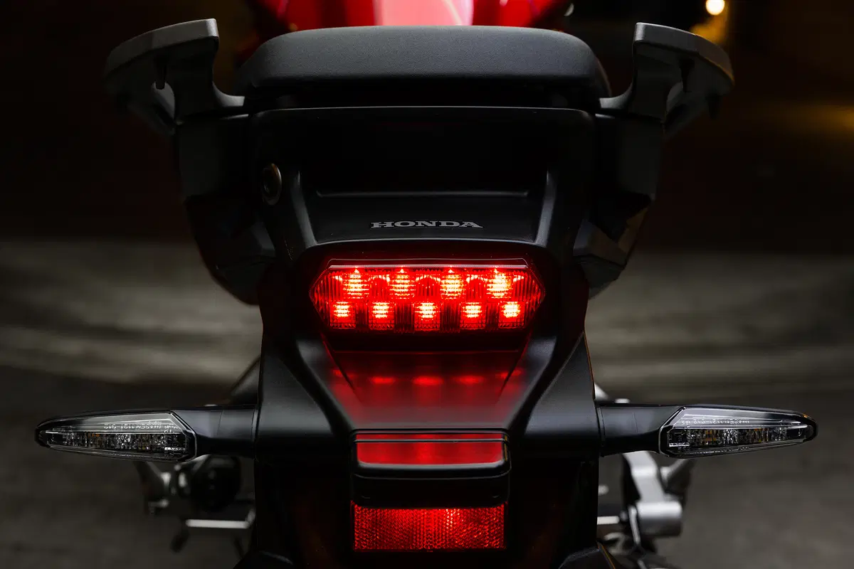 Honda Crossrunner 800 2015 (37)