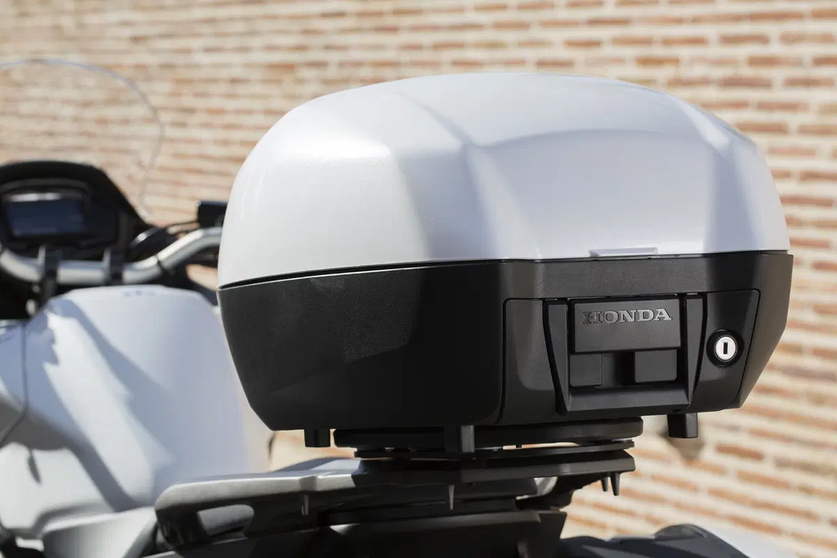 Honda Crossrunner 800 2015 (54)