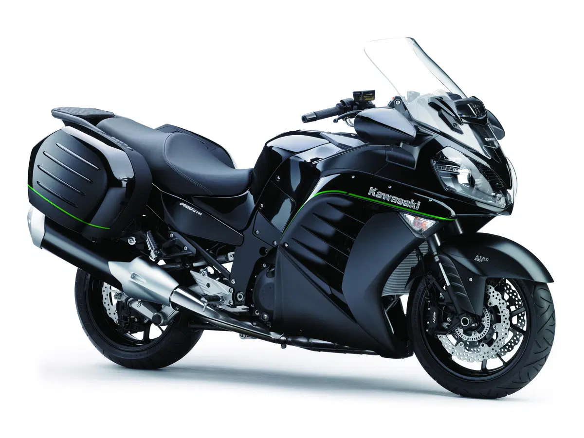 Kawasaki GTR 1400 2015 (18)
