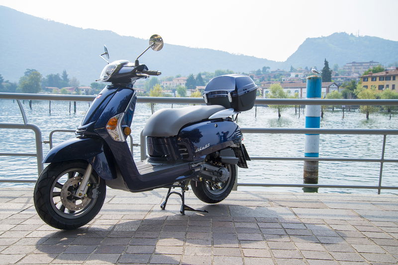 Kymco Like: Nuova colorazione blu Garda metallizzato