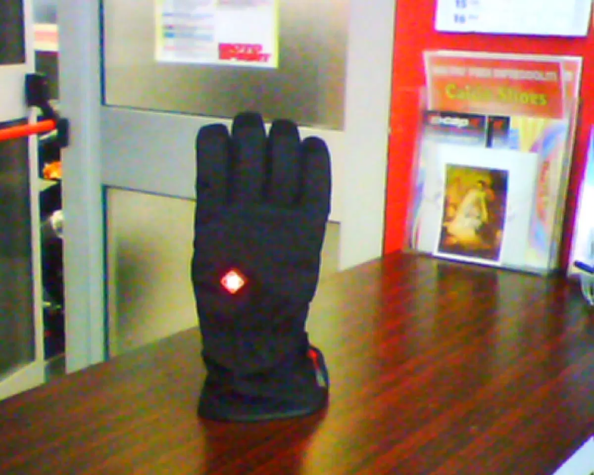 Video: guanti e gilet riscaldati Capit (3)