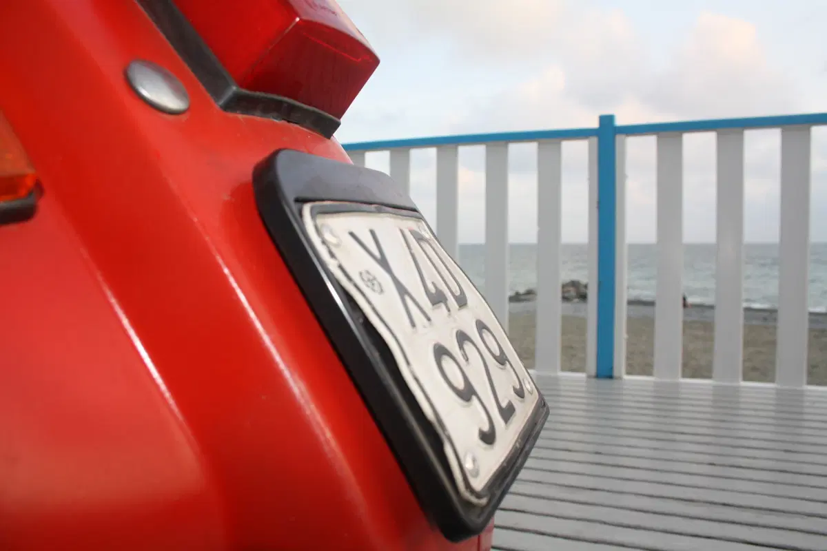 Euro Vespa: a caccia del Guinness World Record con la PK 50 (2)