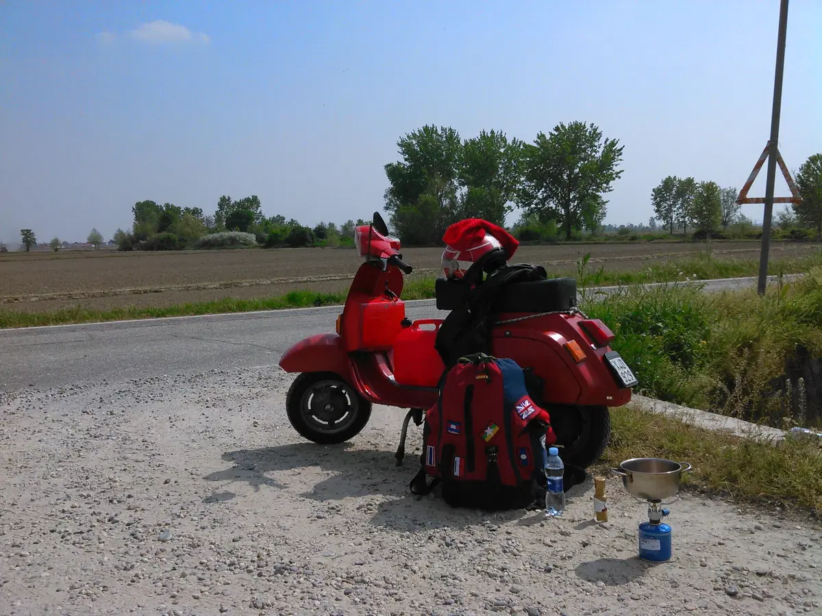 Euro Vespa: a caccia del Guinness World Record con la PK 50 (8)