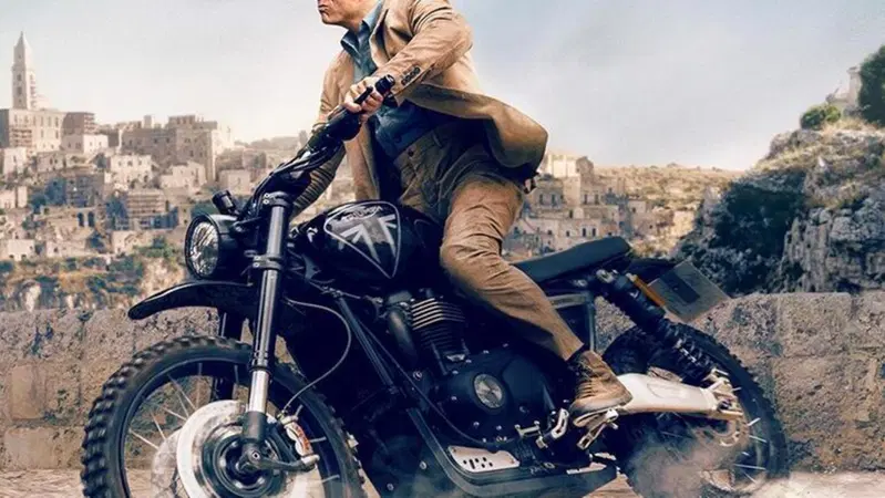 All'asta la Triumph Scrambler 1200 di 007 - No Time to Die