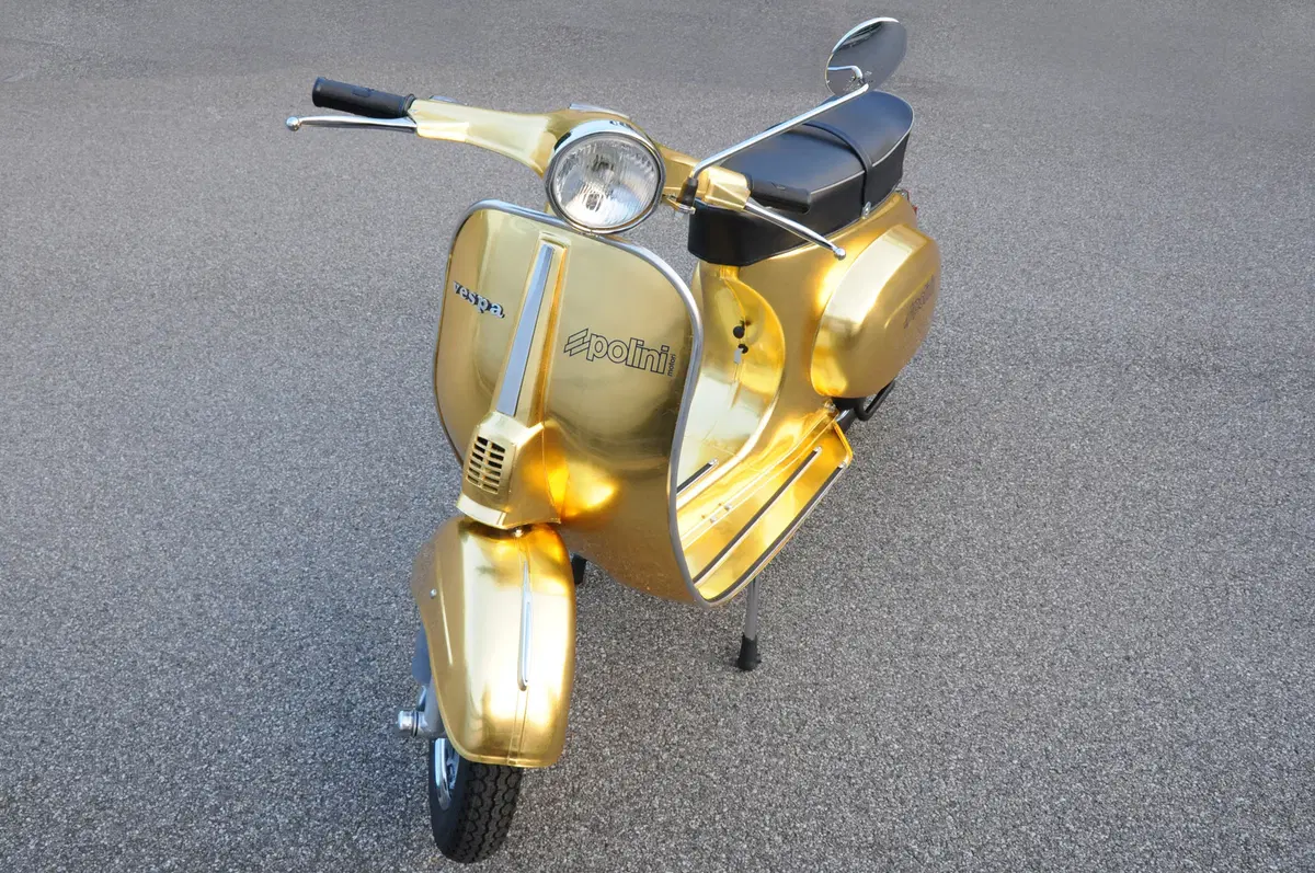 Vespa Polini Gold 23 Carati a EICMA 2014 (3)
