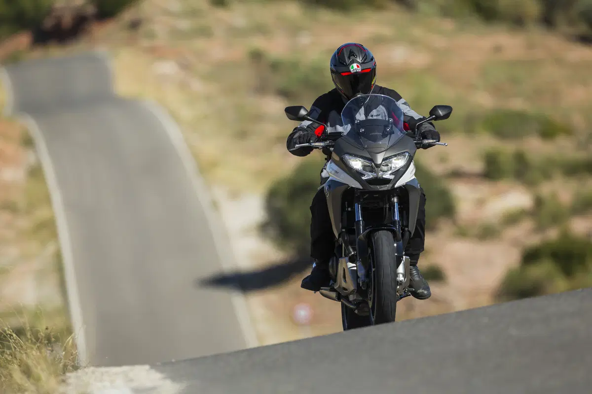 Honda Crossrunner 800 2015 (15)