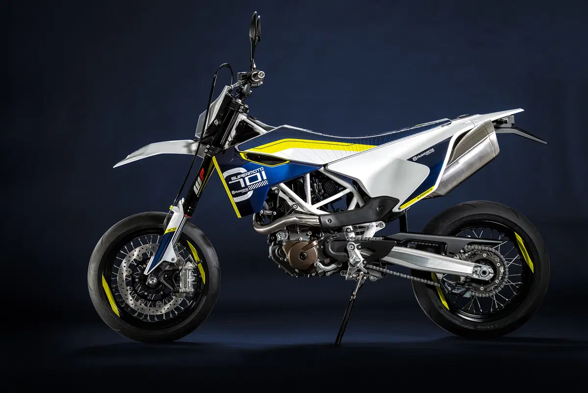 Husqvarna 701 Supermoto 2015 (13)