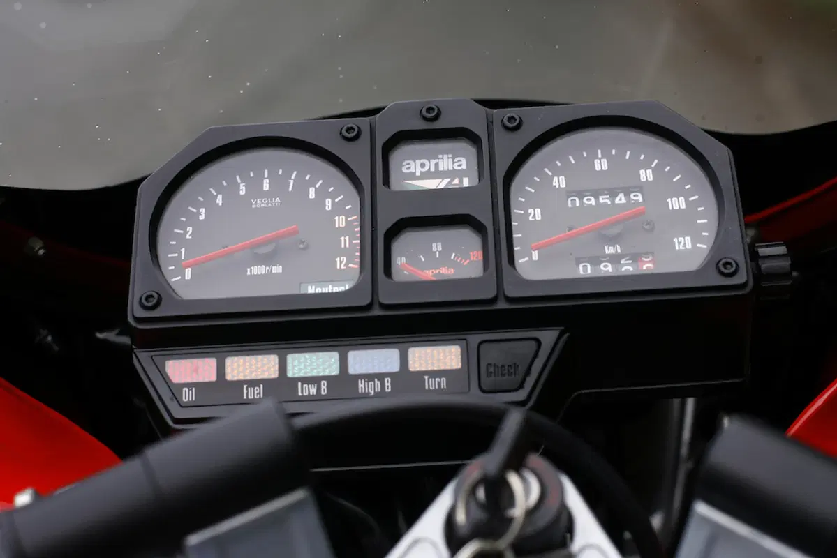 Aprilia AF1 50 (4)