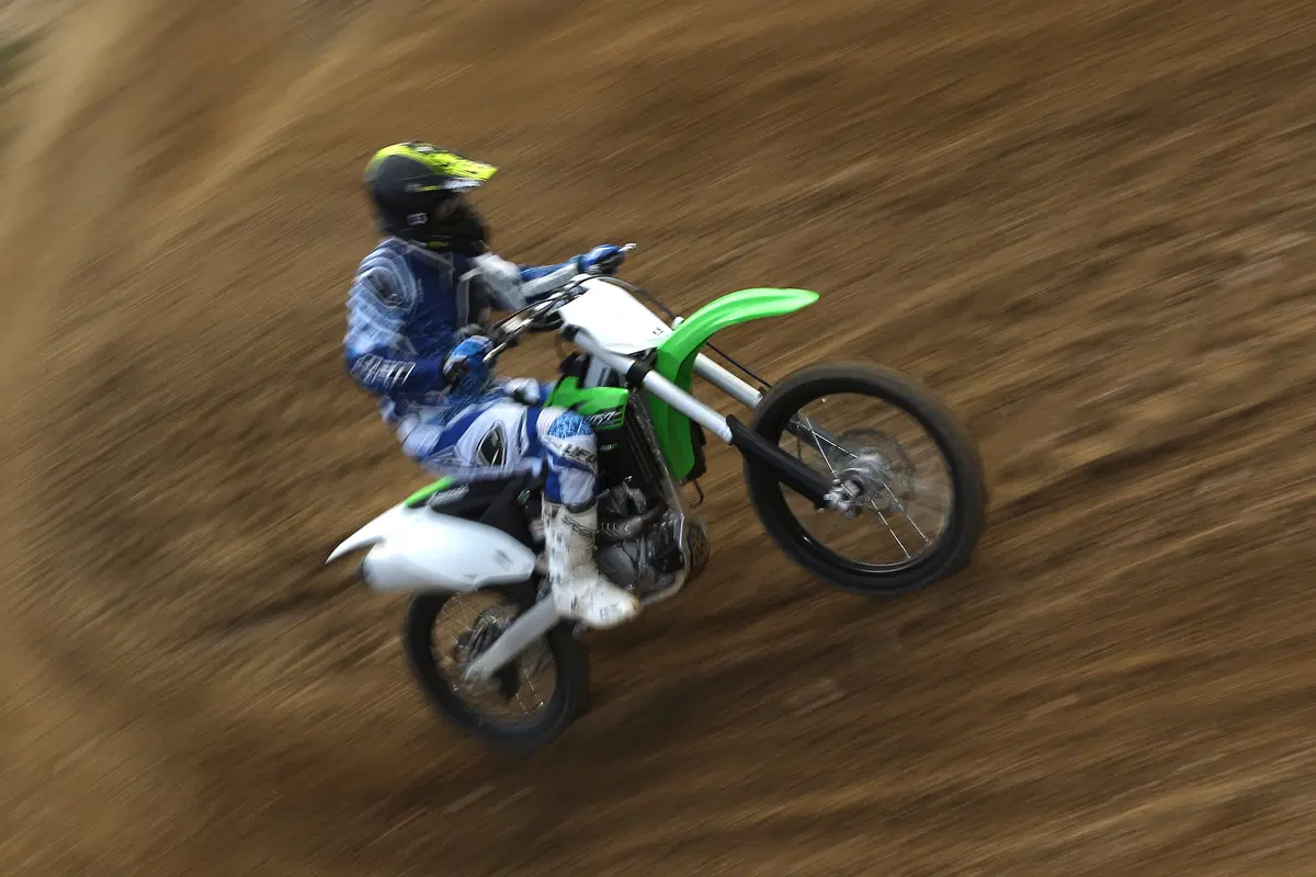 Kawasaki KX250F 2015    (7)