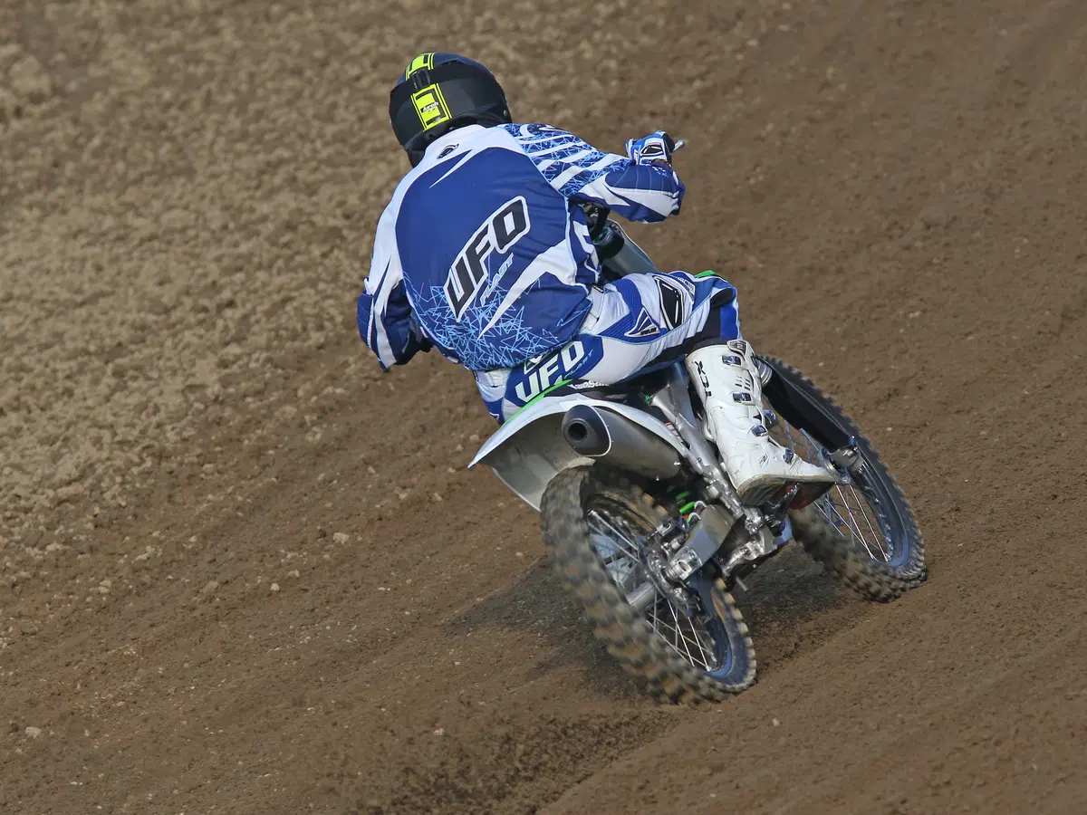 Kawasaki KX250F 2015    (10)