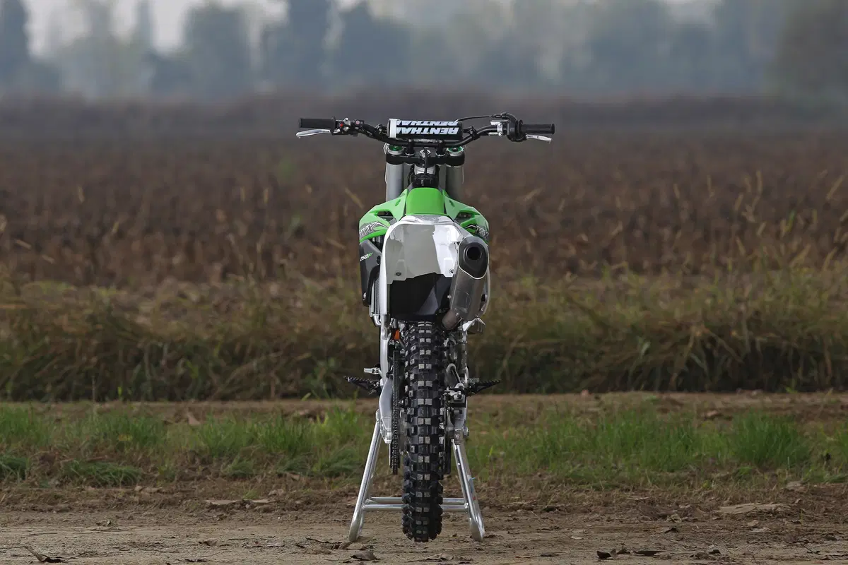 Kawasaki KX250F 2015    (20)