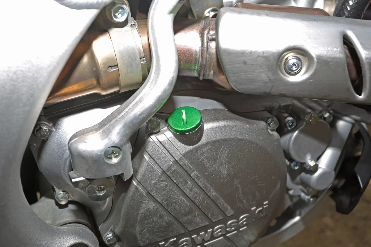 Kawasaki KX250F 2015    (32)