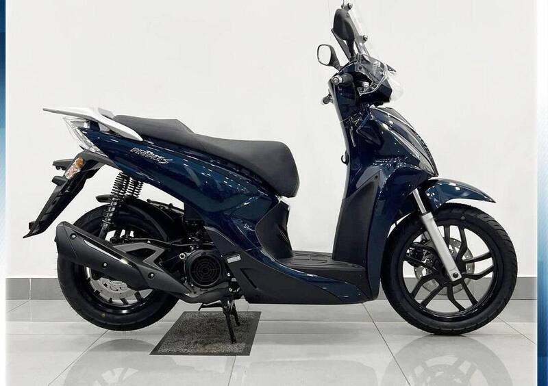 NUOVO KYMCO AGILITY 125 EURO5 2023 5 ANNI DI GARANZIA - Lamberti Ricambi