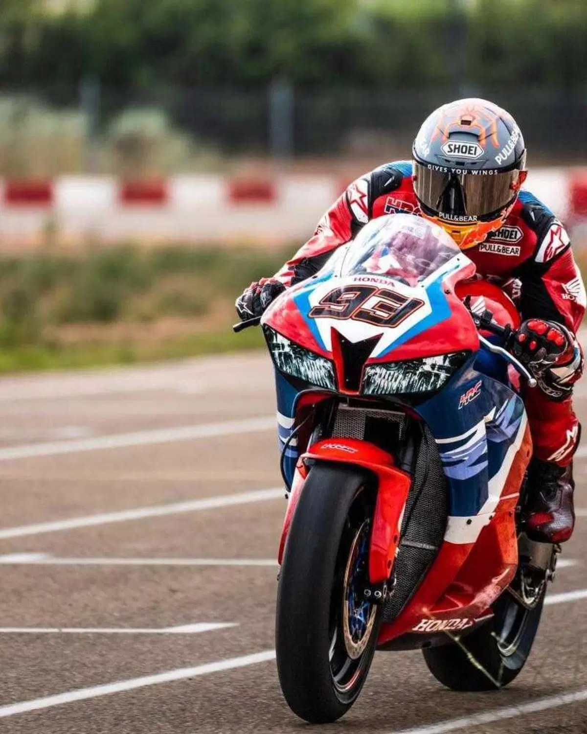MotoGP 2022. Guarda i primi giri in moto del nuovo Marc Marquez: 'Ho le farfalle nello stomaco!' [VIDEO] (2)