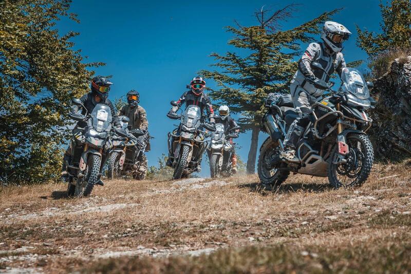 Hardalpitour 2022: il Tiger Team coi lettori di Moto.it &egrave; pronto! 580 km da Sanremo a Sestriere