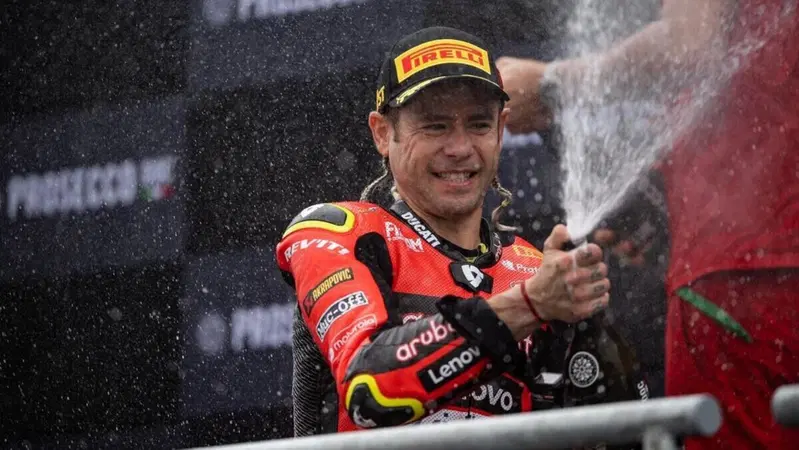Alvaro Bautista: &ldquo;La MotoGP deve imparare dalla SBK a gestire i tifosi"