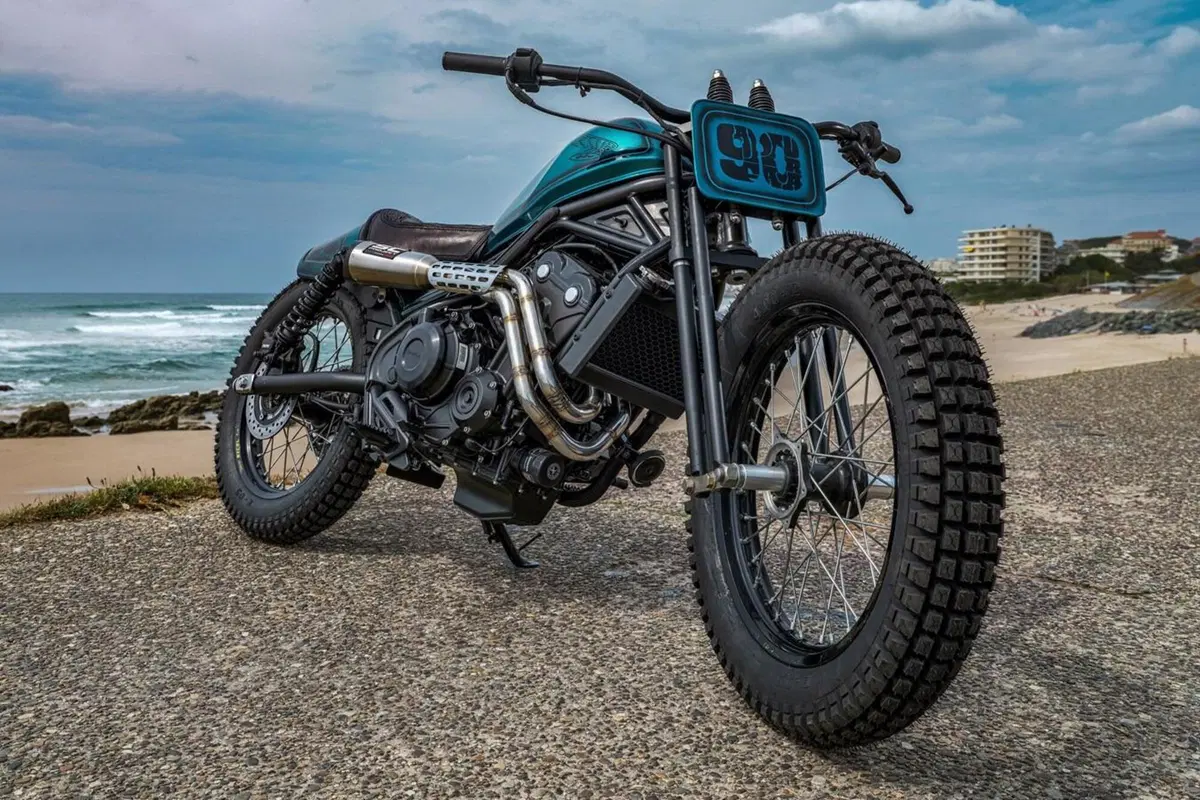 Honda Custom Competition: vincono i sardi di Motocicili Audaci con "Maanboard" (2)